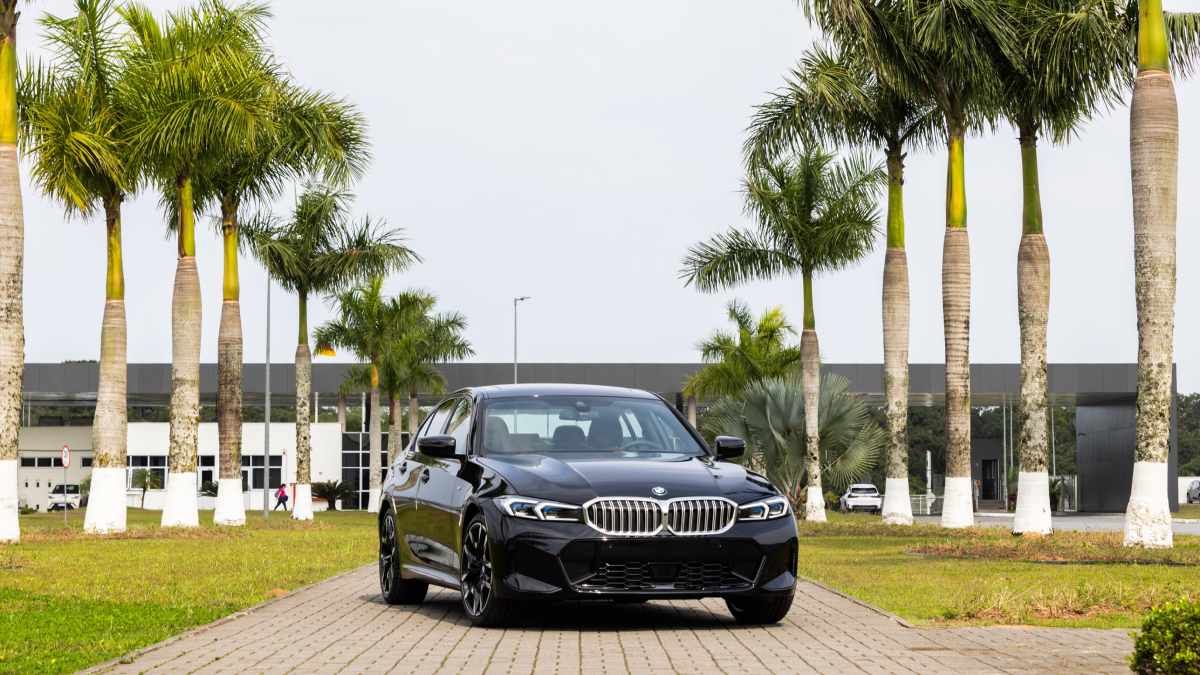 Carro BMW 320i