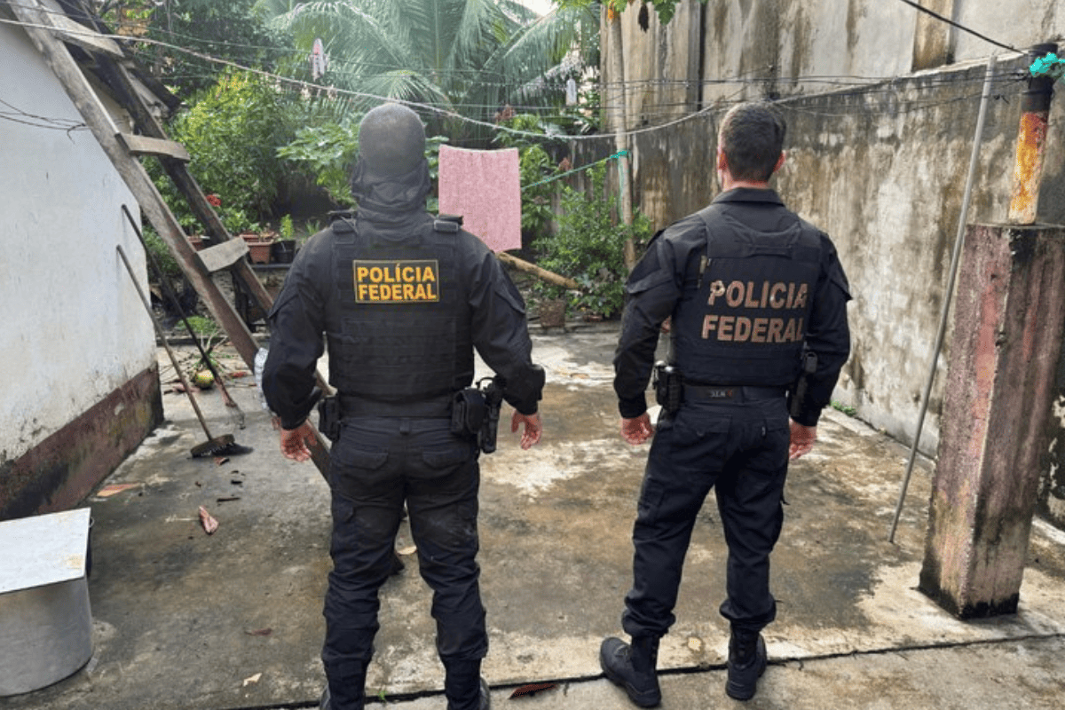 Agentes da PF durante operação contra fraudes fundiárias no Pará