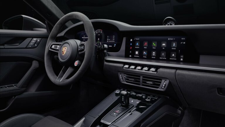 911-Carrera-GTS-2024-Porsche-AG-scaled-1